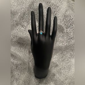 NEW: Elegant Vintage Stackable Style Finger Jewelry Decor